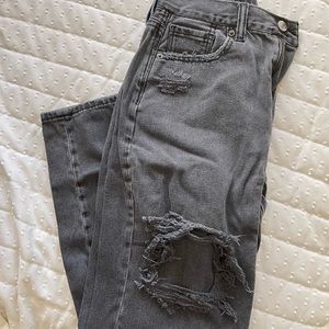 AMERICAN EAGLE MOM JEANS